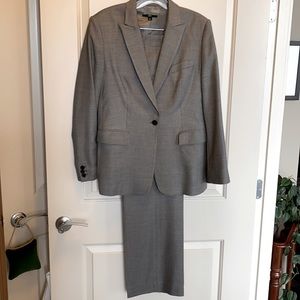 Hugo Boss Pantsuit in Grey Birds Eye Stretch wool